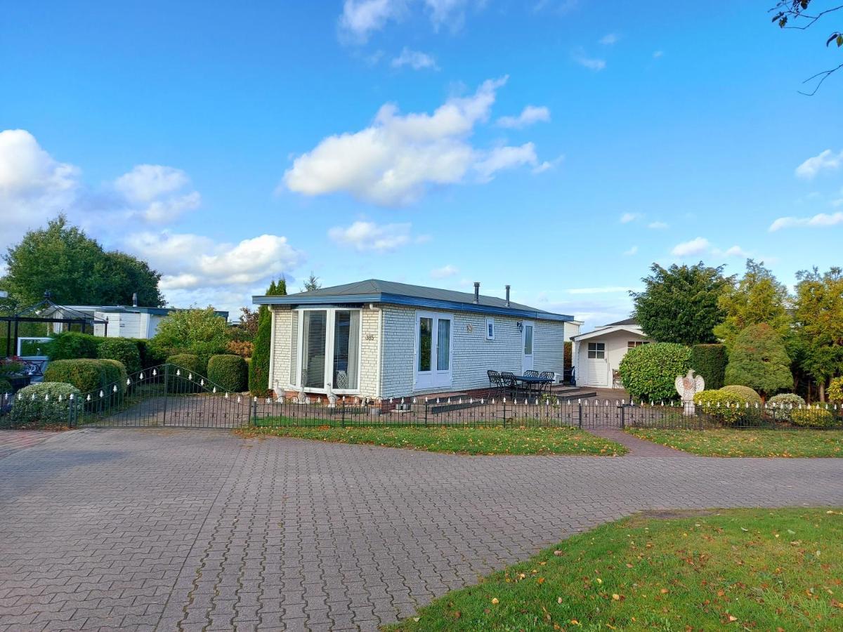 Chalet Schoonhoeve Schoonloo Buitenkant foto