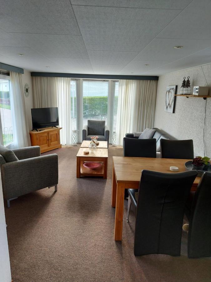 Chalet Schoonhoeve Schoonloo Buitenkant foto